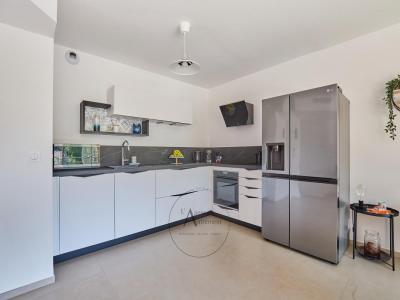 For sale Tholonet 3 rooms 82 m2 Bouches du Rhone (13100) photo 2