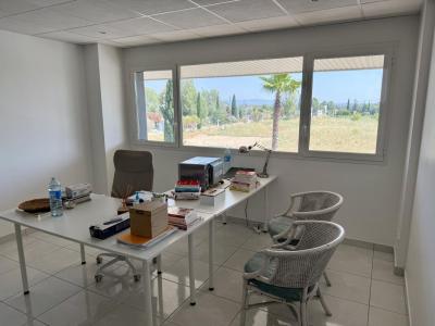 For rent Eguilles 35 m2 Bouches du Rhone (13510) photo 0