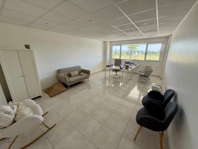 Annonce Location Bureau Eguilles 13