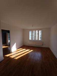 For rent Villeurbanne 3 rooms 48 m2 Rhone (69100) photo 0