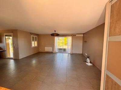 For sale Pugnac 4 rooms 97 m2 Gironde (33710) photo 1