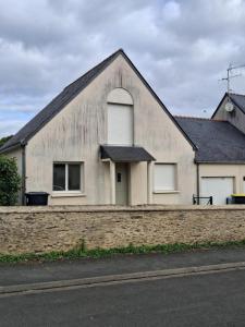 For sale Brain-sur-longuenee 4 rooms 84 m2 Maine et loire (49220) photo 1