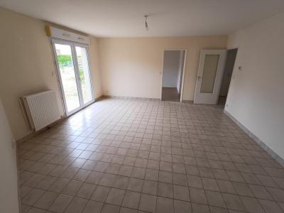 For sale Daumeray 3 rooms 69 m2 Maine et loire (49640) photo 2