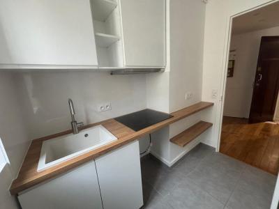 For rent Paris-15eme-arrondissement 2 rooms 42 m2 Paris (75015) photo 2
