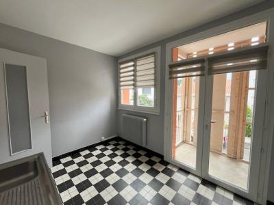 For rent Chamalieres 1 room 34 m2 Puy de dome (63400) photo 2