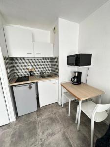 For rent Nantes 1 room 19 m2 Loire atlantique (44000) photo 3