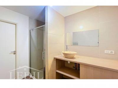 For sale Clermont-ferrand 3 rooms 79 m2 Puy de dome (63000) photo 2