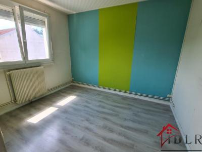 For sale Saint-dizier 4 rooms 60 m2 Haute marne (52100) photo 3