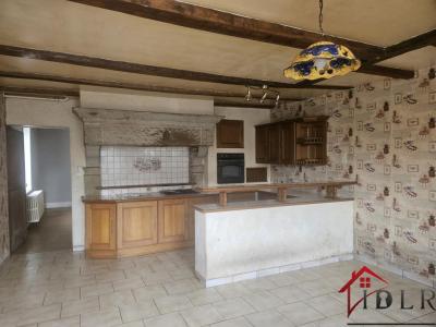 For sale Bourbonne-les-bains 6 rooms 140 m2 Haute marne (52400) photo 2