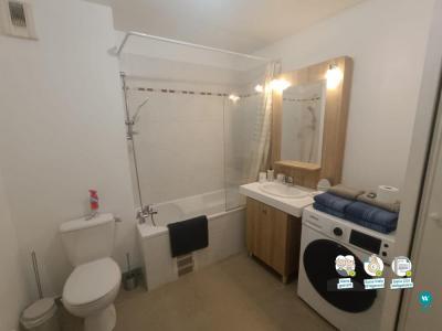 For rent Roquebrune-sur-argens 2 rooms 39 m2 Var (83520) photo 2