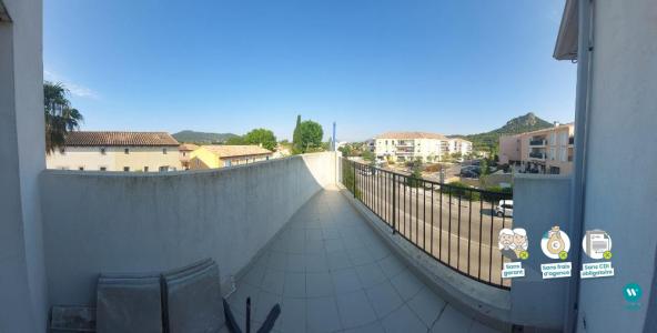For rent Hyeres 2 rooms 44 m2 Var (83400) photo 1