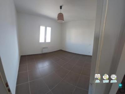 For rent Hyeres 2 rooms 44 m2 Var (83400) photo 4