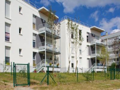 For rent Vierzon 5 rooms 98 m2 Cher (18100) photo 1
