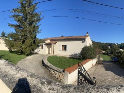 For sale 5 MIN  PIED DU CENTRE VI 10 rooms 190 m2 Gard (30430) photo 1
