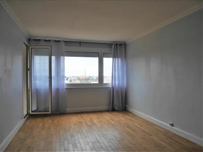 Louer Appartement Ris-orangis 931 euros