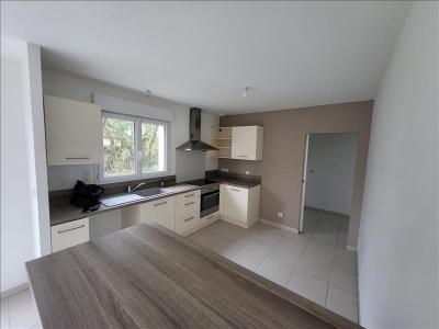 Louer Maison 98 m2 Fontaine-le-comte