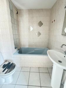 For rent Bordeaux 1 room 30 m2 Gironde (33000) photo 2