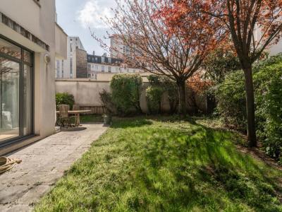 For sale Paris-14eme-arrondissement 6 rooms 295 m2 Paris (75014) photo 1
