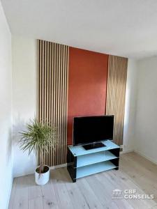 For sale Royat 2 rooms 43 m2 Puy de dome (63130) photo 2