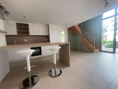 For rent Lyon-7eme-arrondissement 3 rooms 104 m2 Rhone (69007) photo 3