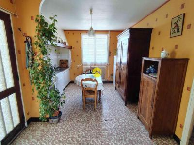 For sale Sancoins 4 rooms 90 m2 Cher (18600) photo 4