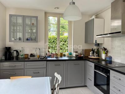 For sale Pau 4 rooms 98 m2 Pyrenees atlantiques (64000) photo 3
