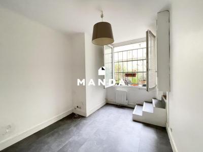 For sale Paris-18eme-arrondissement 2 rooms 18 m2 Paris (75018) photo 0