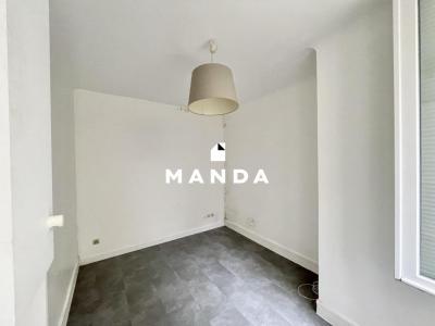 For sale Paris-18eme-arrondissement 2 rooms 18 m2 Paris (75018) photo 2