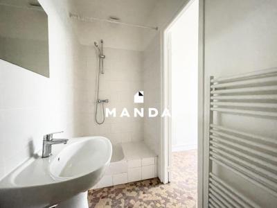 For sale Paris-18eme-arrondissement 2 rooms 18 m2 Paris (75018) photo 3
