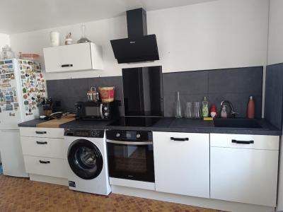 For sale Brennilis 4 rooms 54 m2 Finistere (29690) photo 2