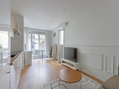 For rent Paris-17eme-arrondissement Avenue De Wagram 2 rooms 32 m2 Paris (75017) photo 1
