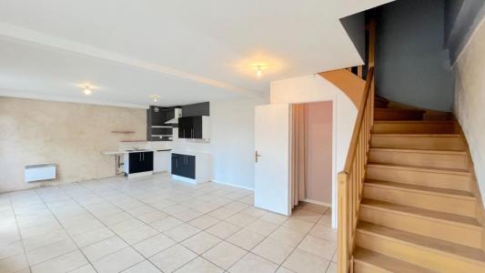 Annonce Location 4 pices Appartement Cavignac 33