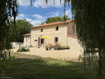 For sale Lizant 6 rooms 131 m2 Vienne (86400) photo 4