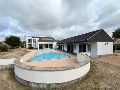For sale Avermes 6 rooms 217 m2 Allier (03000) photo 0