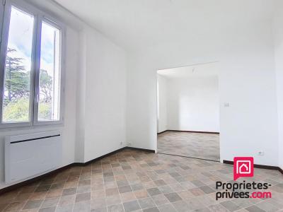 Louer Appartement 71 m2 Saint-maximin-la-sainte-baume