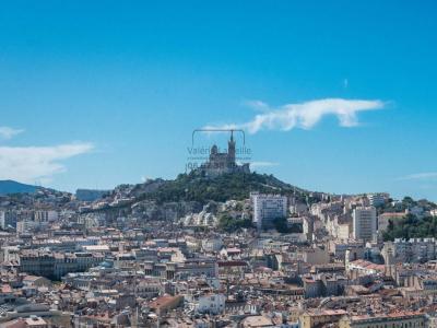 Louer Appartement 88 m2 Marseille-1er-arrondissement