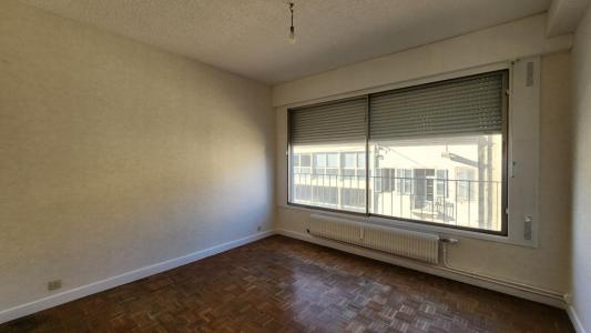 For sale Dijon 2 rooms 45 m2 Cote d'or (21000) photo 4