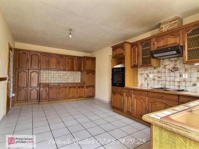 For sale Vernoil 4 rooms 90 m2 Maine et loire (49390) photo 3
