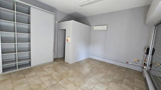 Annonce Location Local commercial Saint-gilles-les-bains 974