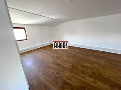 Louer Bureau 140 m2 Six-fours-les-plages