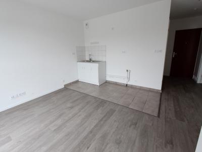 For rent Nantes 2 rooms 40 m2 Loire atlantique (44100) photo 2