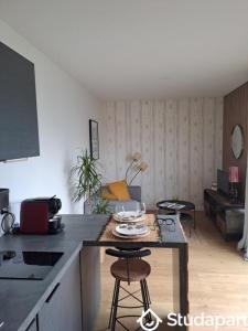 For rent Pessac 1 room 18 m2 Gironde (33600) photo 1