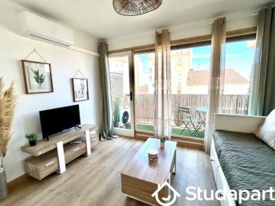 For rent Canet-en-roussillon 1 room 20 m2 Pyrenees orientales (66140) photo 0