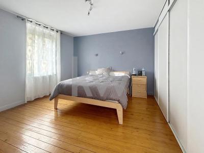 For sale Sacy 7 rooms 257 m2 Marne (51500) photo 3