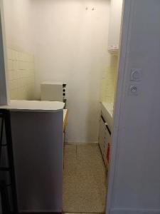For rent Bordeaux 1 room 24 m2 Gironde (33000) photo 0