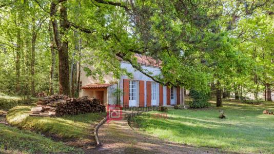 For sale Breuillet 6 rooms 136 m2 Charente maritime (17920) photo 2