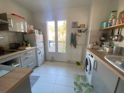 For sale Toulon 3 rooms 67 m2 Var (83100) photo 3