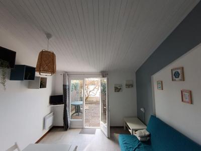 For sale Saint-georges-de-didonne 2 rooms 27 m2 Charente maritime (17110) photo 2