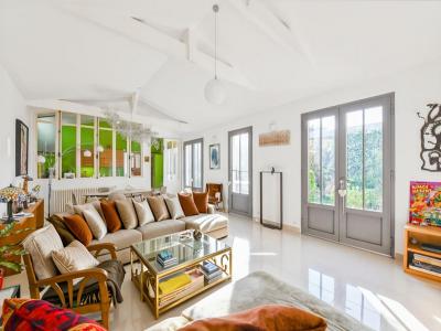 For sale Bordeaux 9 rooms 245 m2 Gironde (33000) photo 0