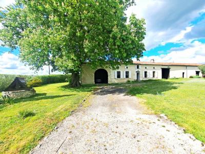 For sale Aubeville VAL-DES-VIGNES 6 rooms 161 m2 Charente (16250) photo 0